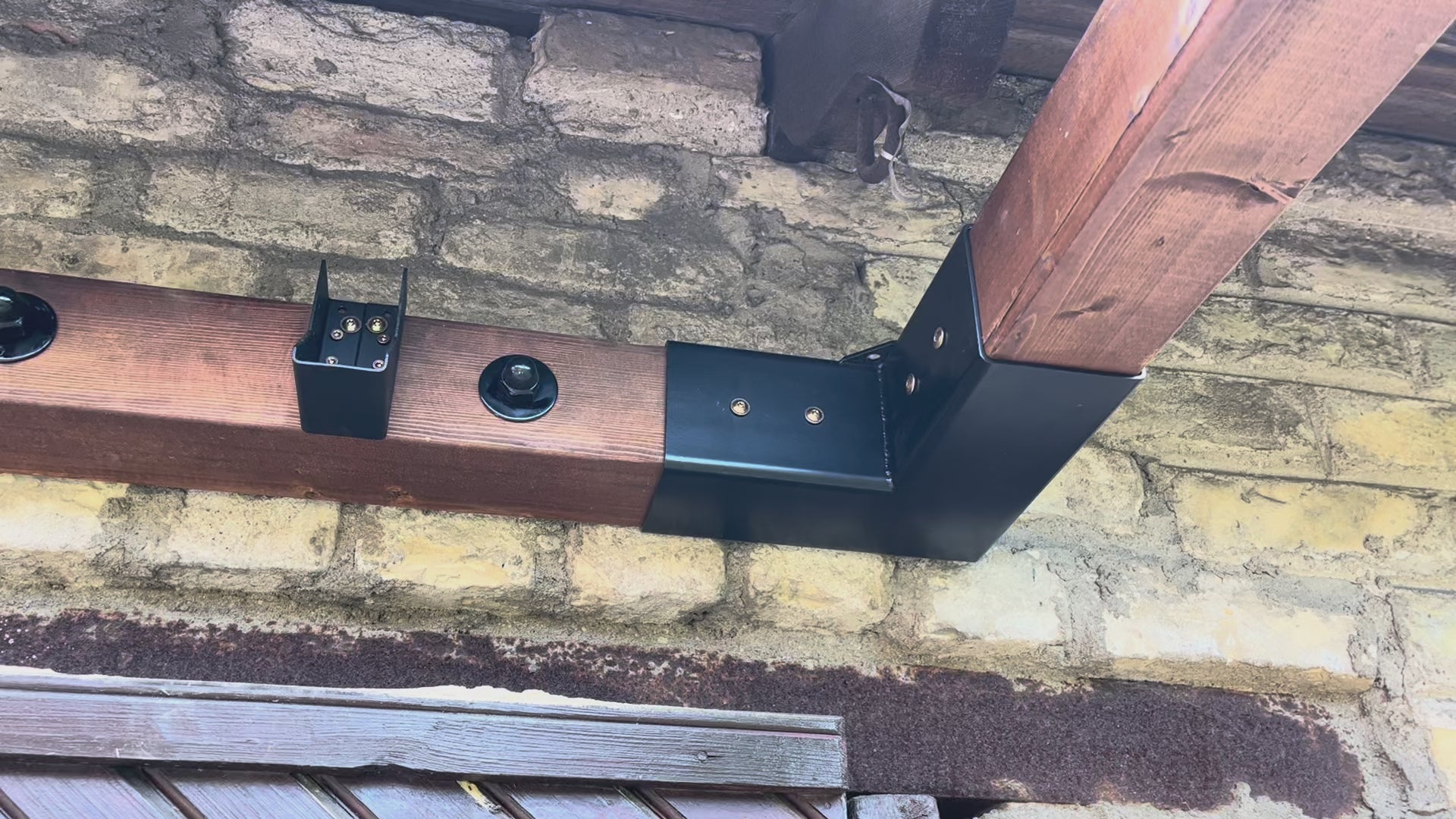 2-way Corner Bracket for Pergola (95x95mm lumber).