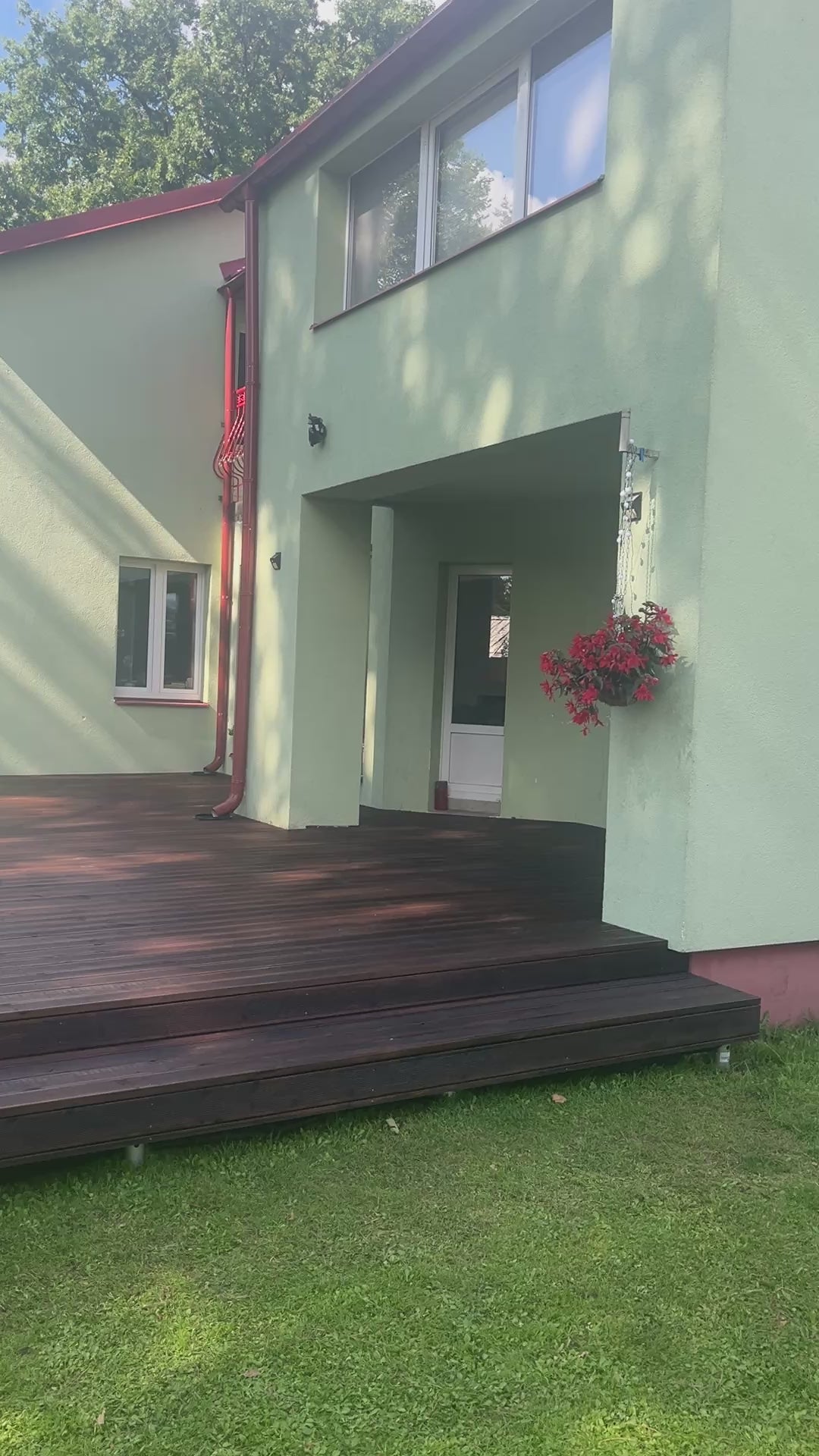 Terrace deck 10mx6m with steps